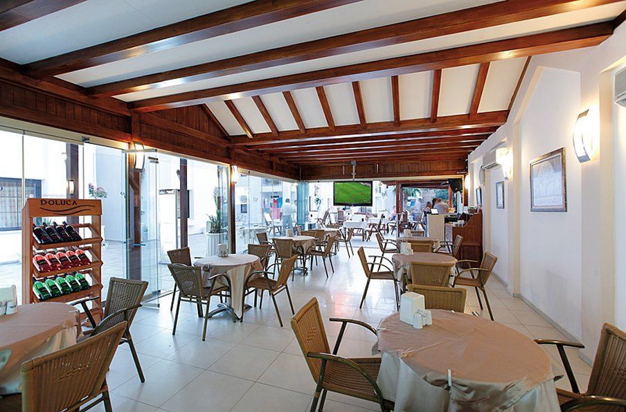 Costa Queen Suites Гюмбет Екстериор снимка